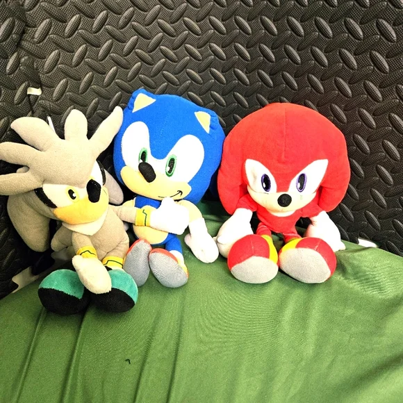 Sonic the Hedgehog Plush Toy Set - Blue, Red, Gray - Picture 9 of 13